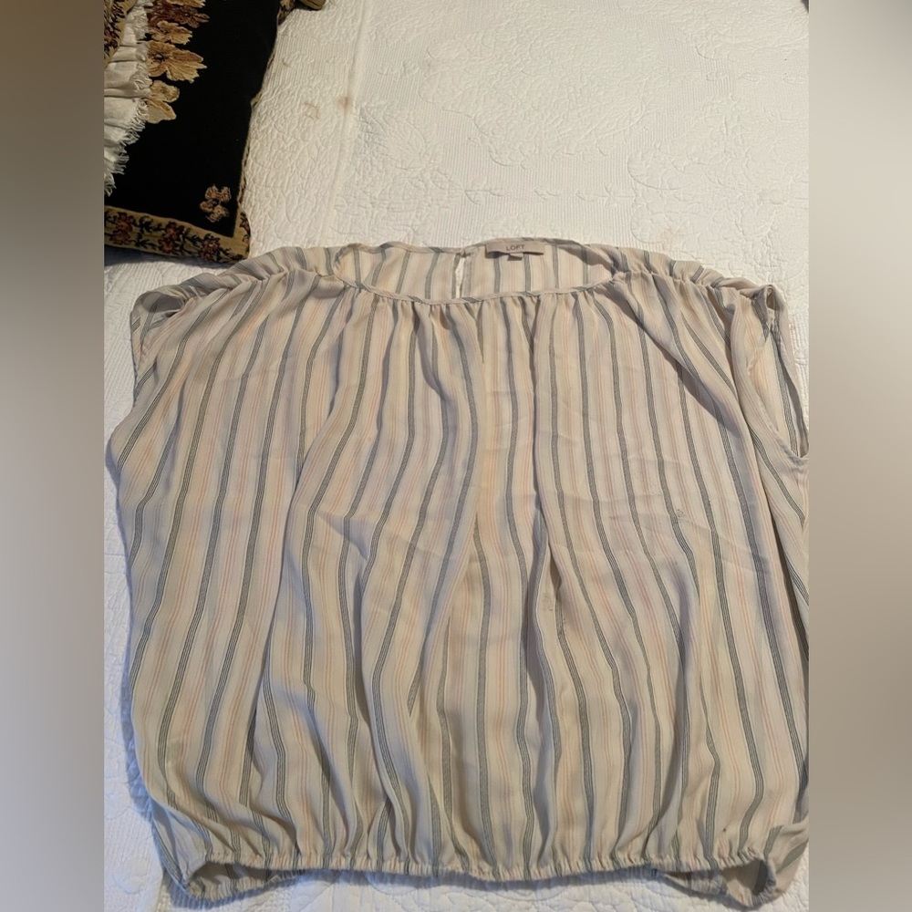 LOFT Cream Top Size L